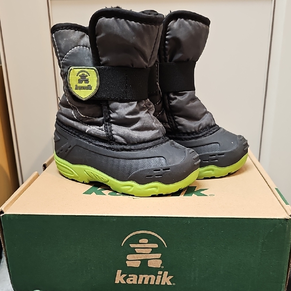 Kamik Charcoal and Lime Snow Boots